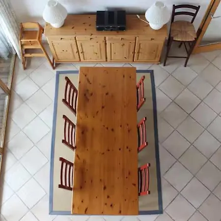 Haus Mecklenburg-wohnung Nr 21 شقة